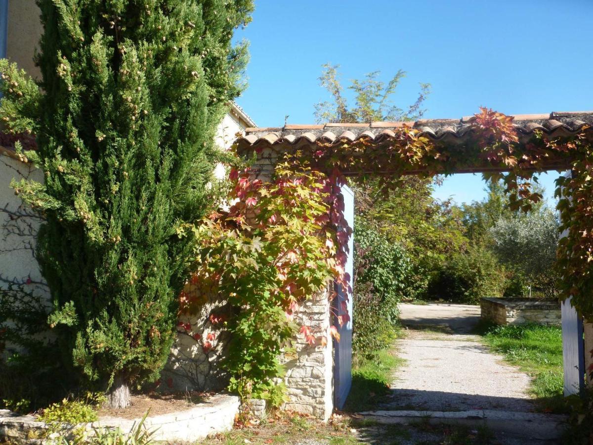 Campagne De Pre Grand Bed & Breakfast Saint-Etienne-les-Orgues Exterior photo
